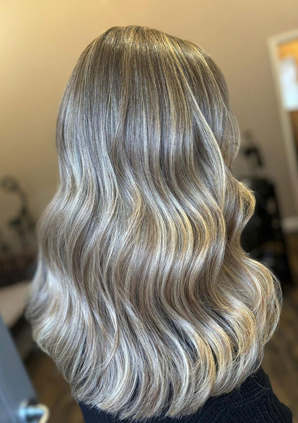 Blonde colouring